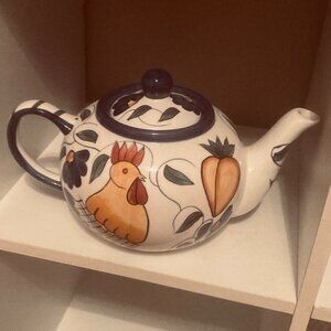 Cute Chicken/Fruit Teapot !